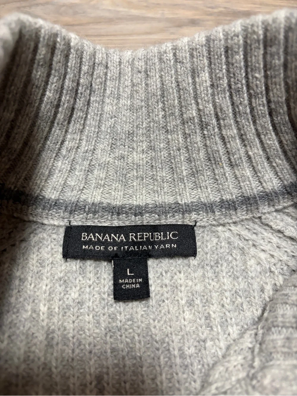 Banana Republic Italian Merino Wool Waffle Knit Mock Neck Henley Sweater L